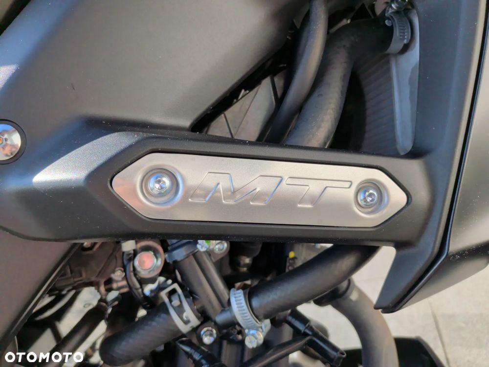 Yamaha MT - 5