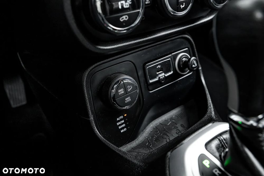 Jeep Renegade 2.0 MultiJet Active Drive Low Automatik Limited - 32