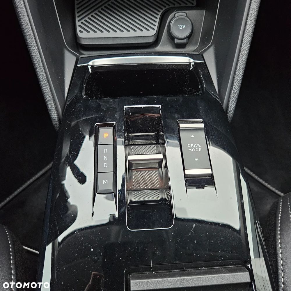 Citroën C4 1.2 PureTech Max S&S EAT8 - 22