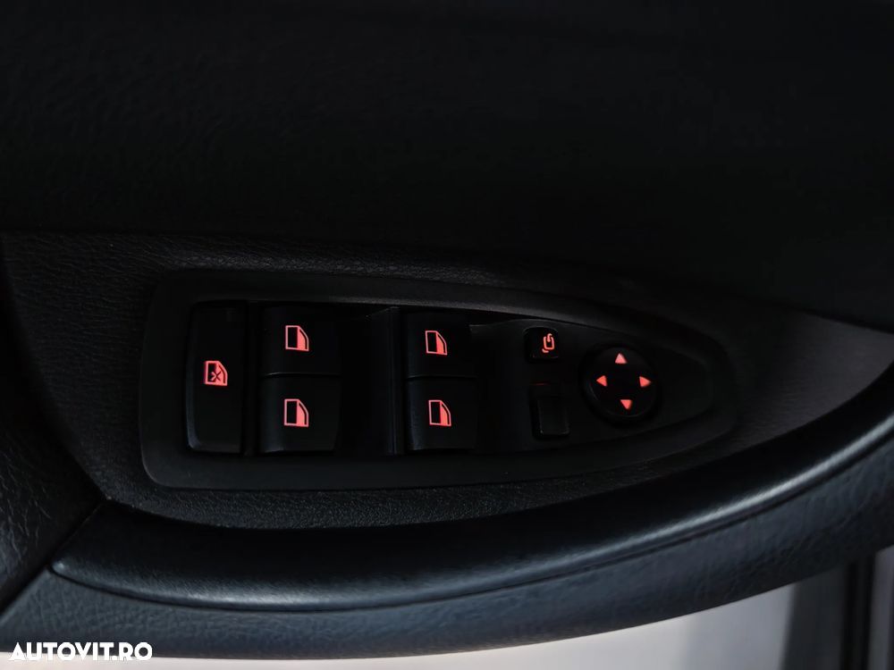 BMW X1 xDrive25e AT PHEV - 16