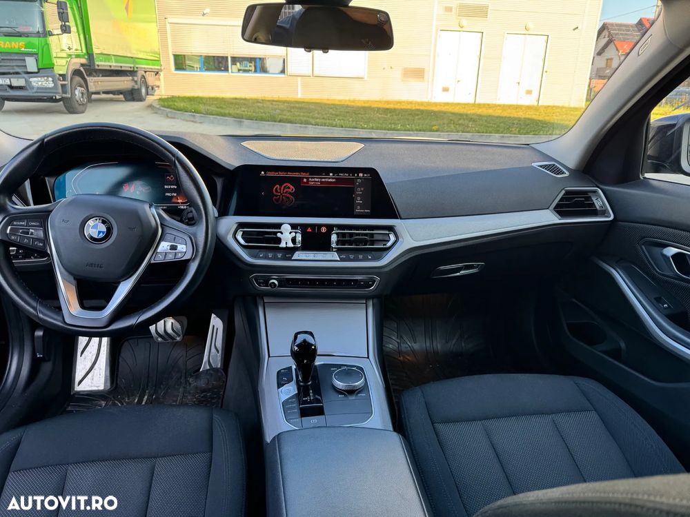 BMW Seria 3 318i Aut. Advantage - 5