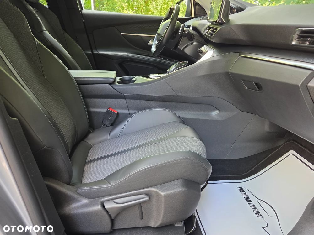 Peugeot 5008 1.5 BlueHDi Allure S&S EAT8 - 18
