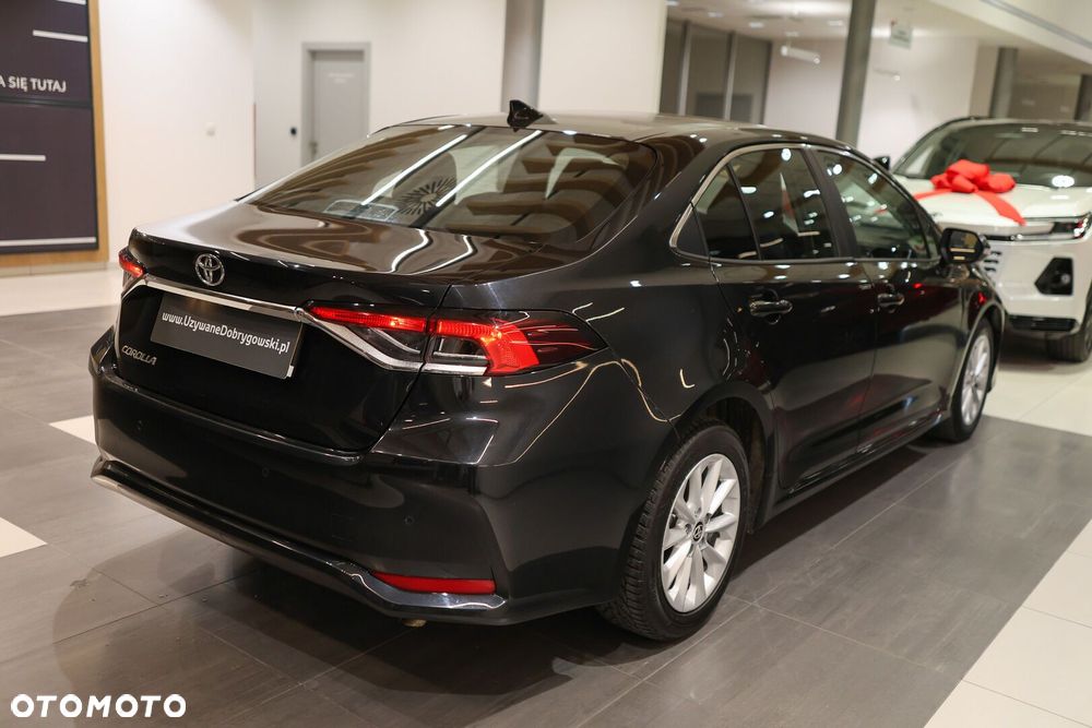 Toyota Corolla - 11