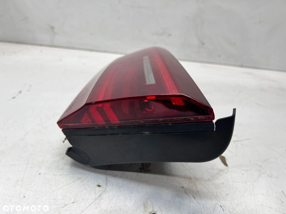 LAMPA PRAWY TYŁ W KLAPĘ LED AUDI A6 C7 SEDAN 4G5945094D 1/26 USA - 6