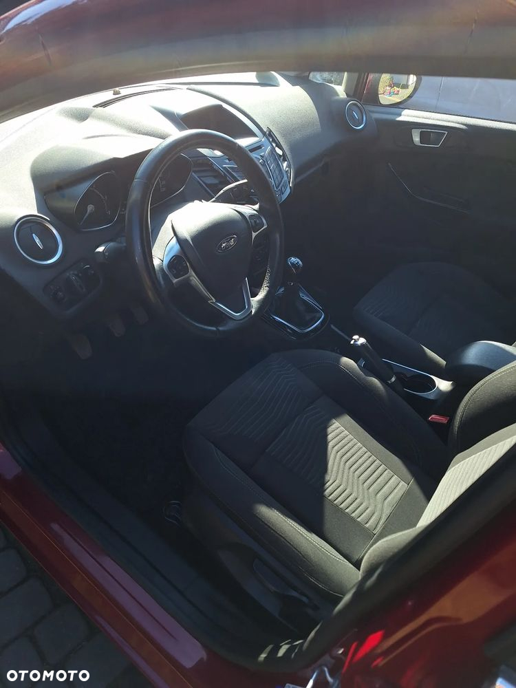 Ford Fiesta 1.6 TDCi Titanium - 17