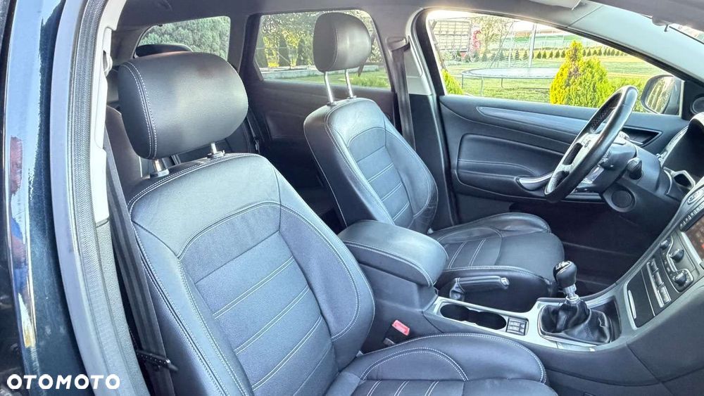 Ford Mondeo - 19