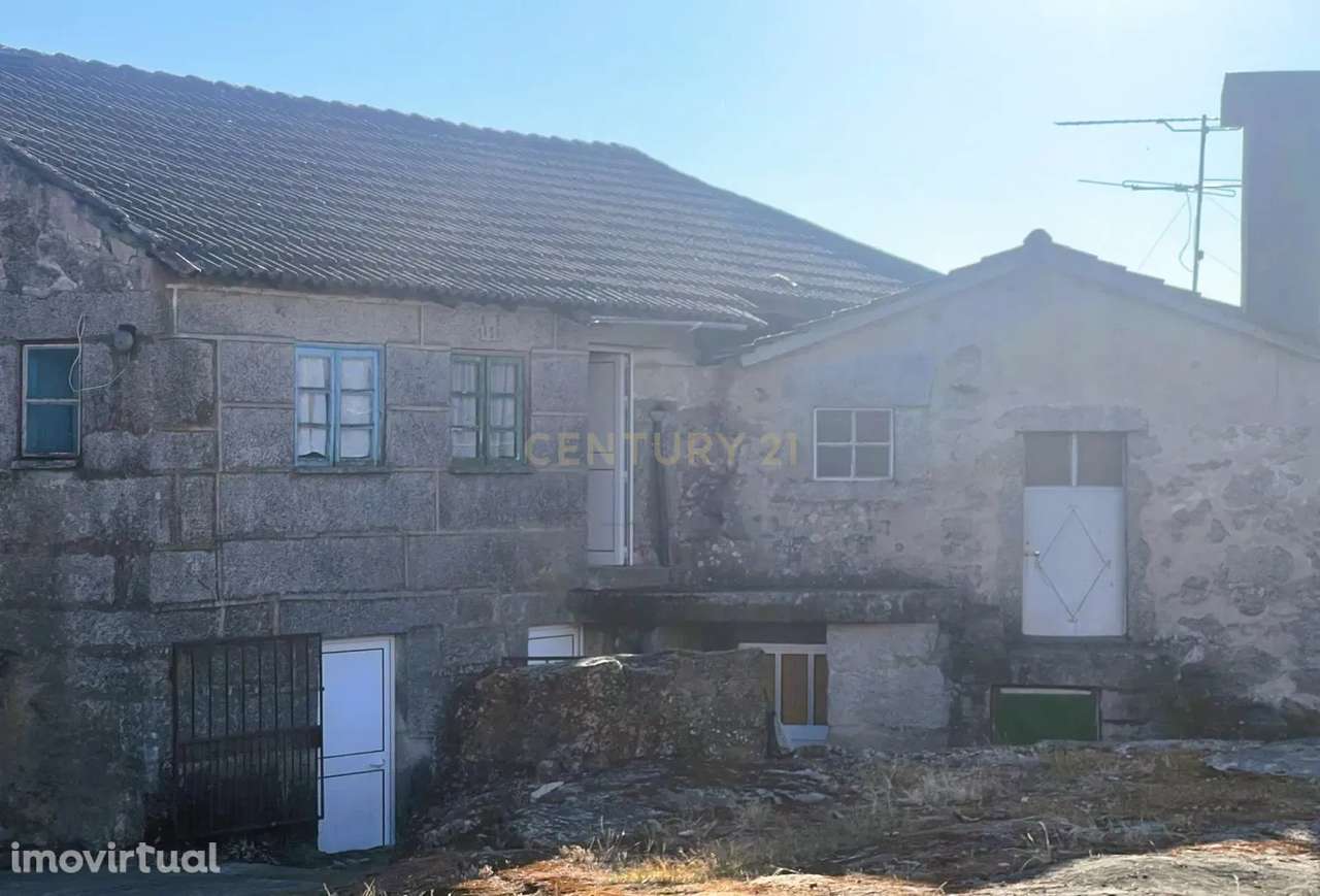 Moradia de granito em Granja do Paiva para reconstrução - Grande imagem: 5/18