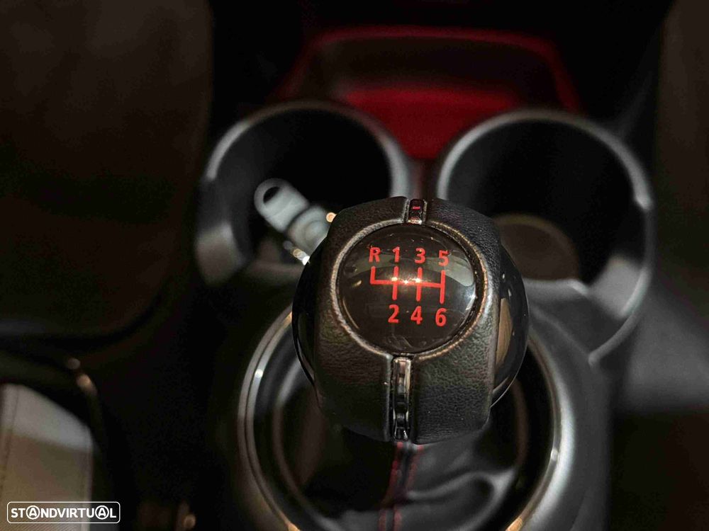 MINI 3 Portas John Cooper Works - 2