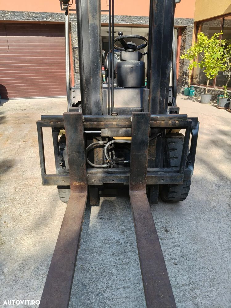Komatsu FD30T-14 - 3