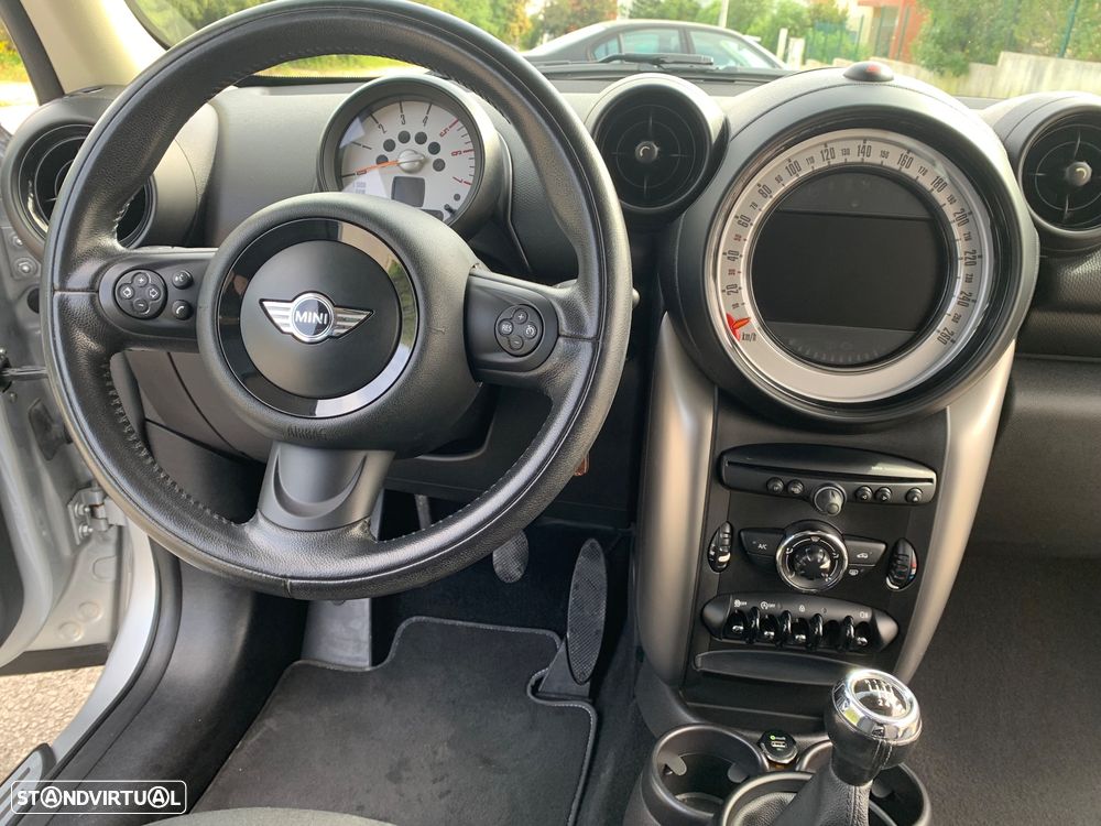 MINI Paceman Cooper D - 20