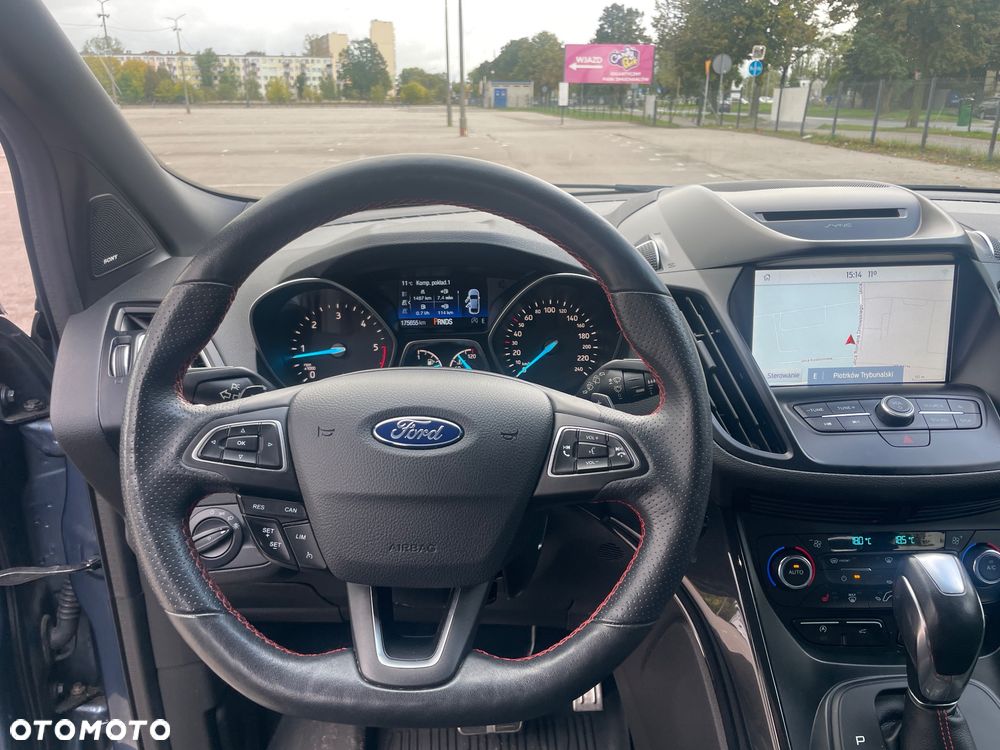 Ford Kuga 2.0 TDCi 2x4 ST-Line - 19