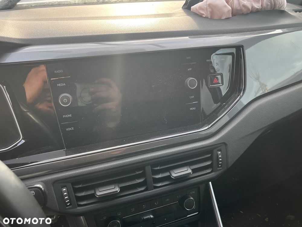 Volkswagen Polo 2.0 TSI DSG GTI - 8