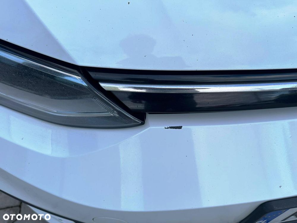 Volkswagen Golf 2.0 TDI Life - 23