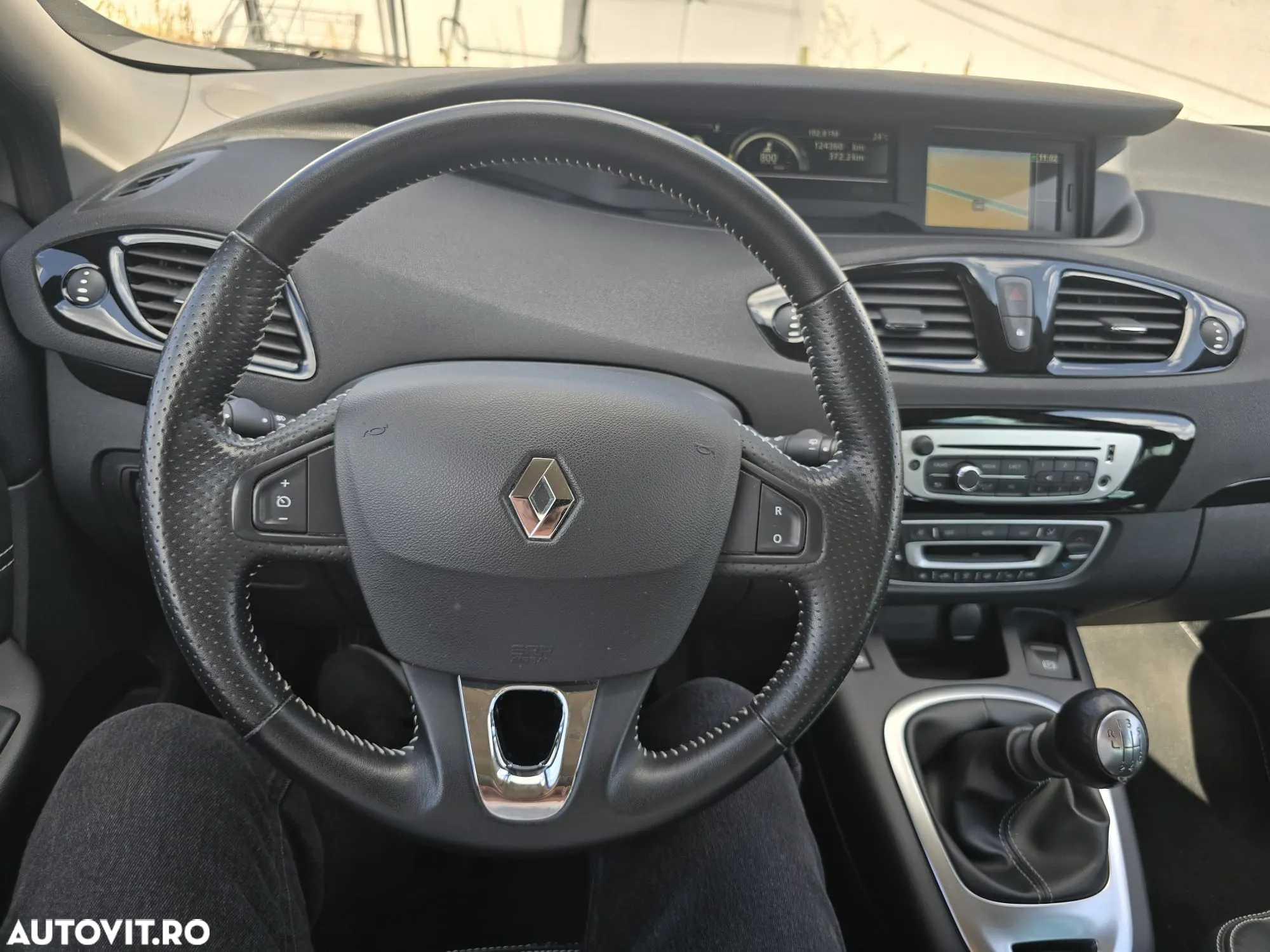 Renault Scenic ENERGY TCe 130 BOSE EDITION - 5
