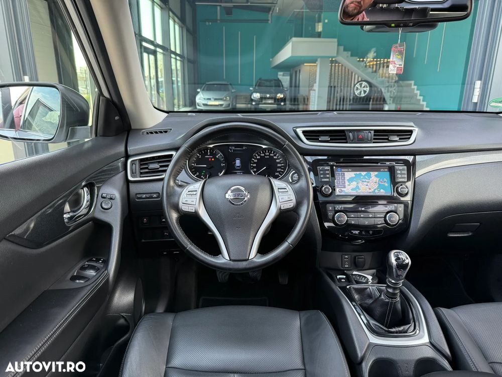 Nissan X-Trail 1.6 dCi ALL-MODE 4x4i Tekna - 32