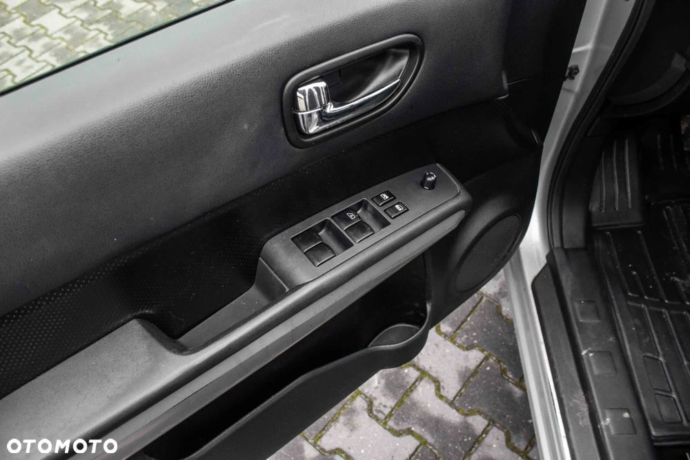 Nissan X-Trail - 14