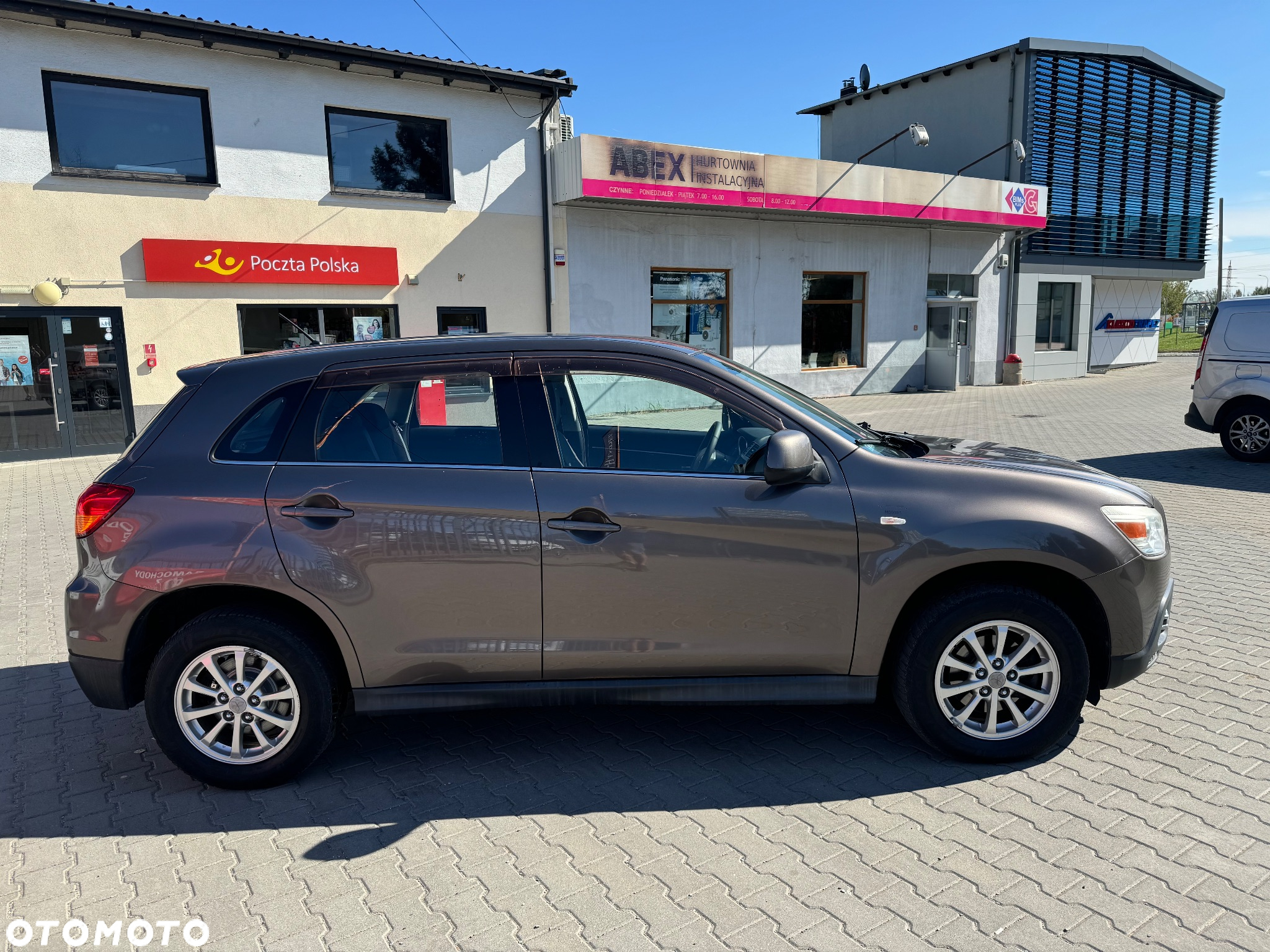 Mitsubishi ASX 1.8 DID Invite 4WD AS&G - 14