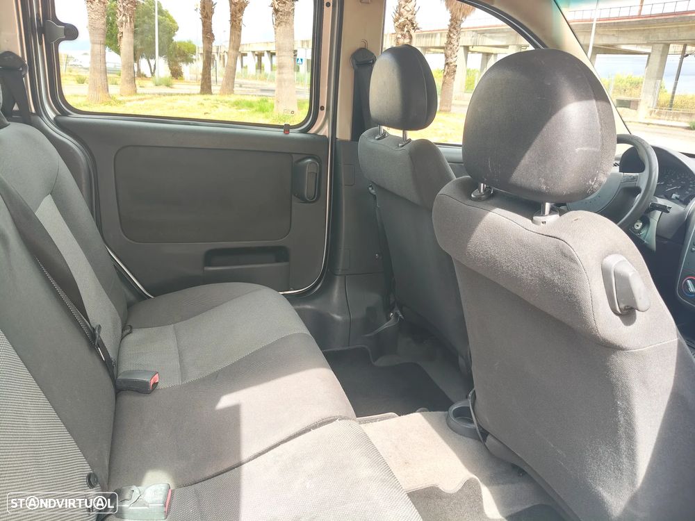 Opel Combo 1.3 CDTi - 15