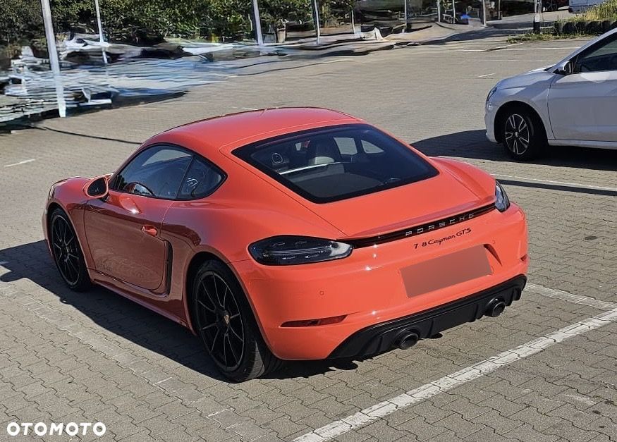 Porsche 718 Cayman - 10