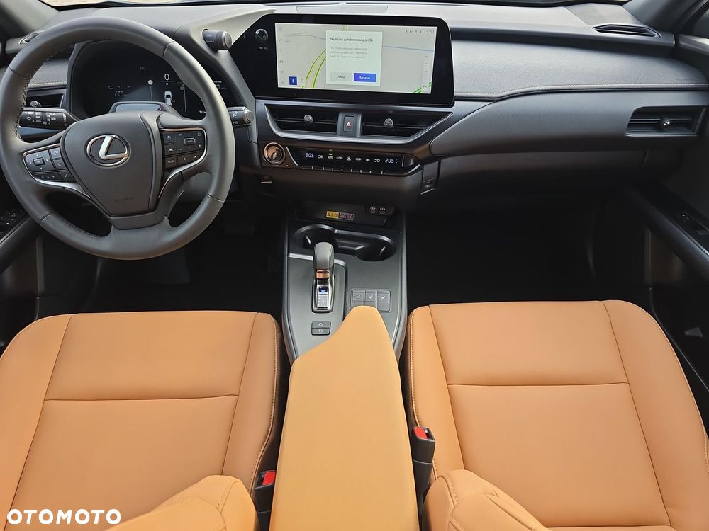 Lexus UX 300h F Sport Design - 9