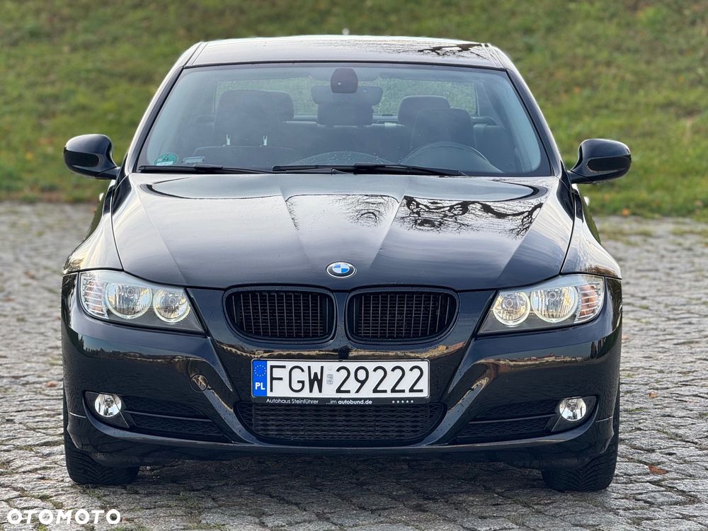 BMW Seria 3 318d - 2