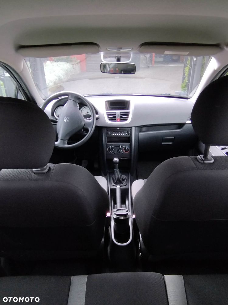 Peugeot 207 75 Urban Move - 18