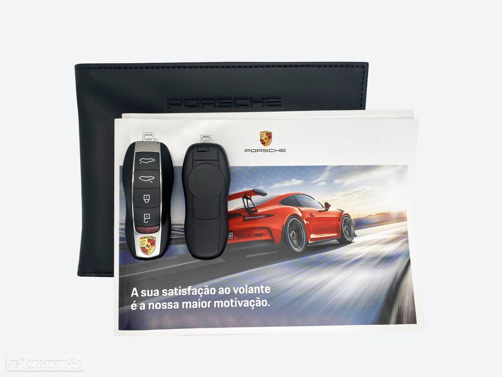 Porsche 718 Cayman 2.0 T PDK - 23