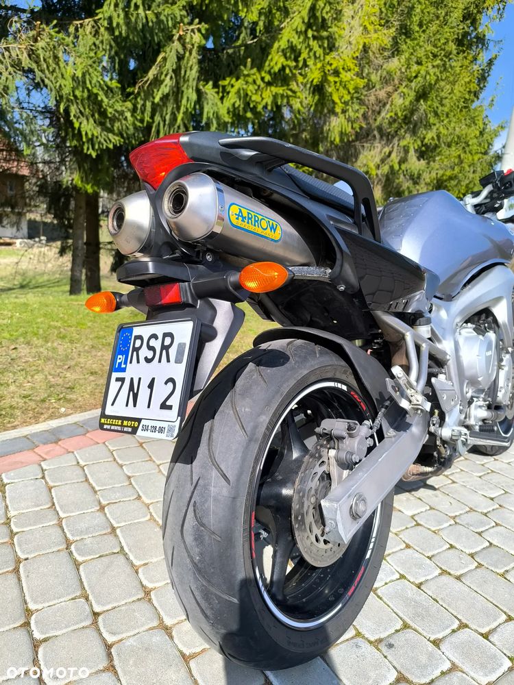 Yamaha FZ6 - 12