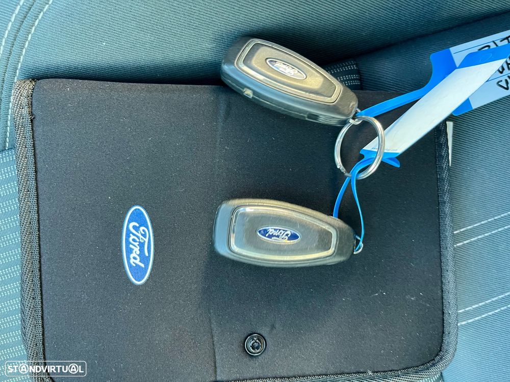 Ford C-Max 1.0 Ecoboost S&S Titanium - 28