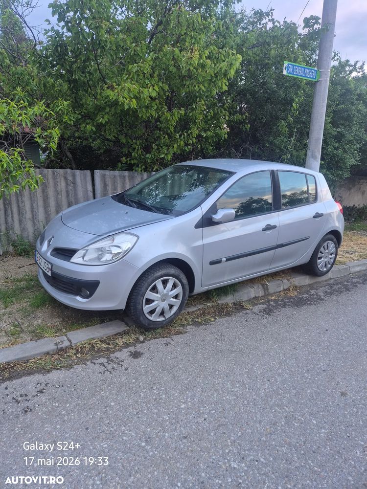 Renault Clio III 1.5 dCi Expression - 1