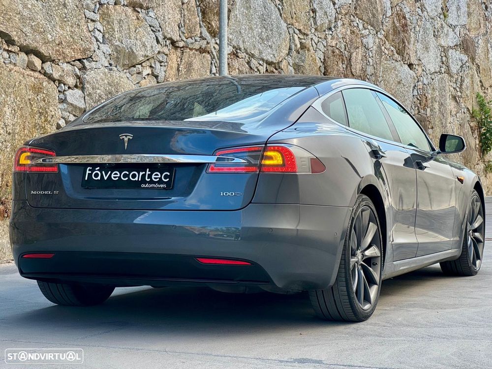 Tesla Model S 100D - 19