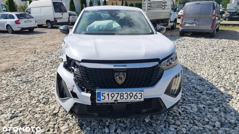 Peugeot 2008 PureTech 100 Style - 17