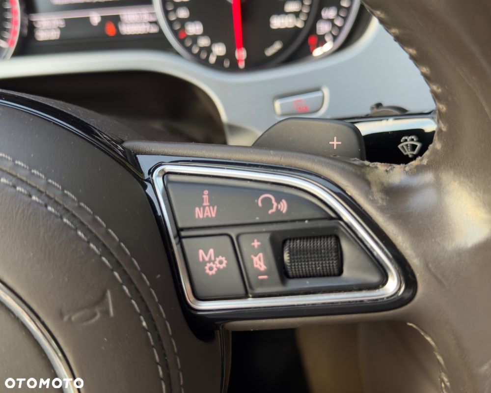 Audi A8 6.3 W12 FSI L Quattro - 38
