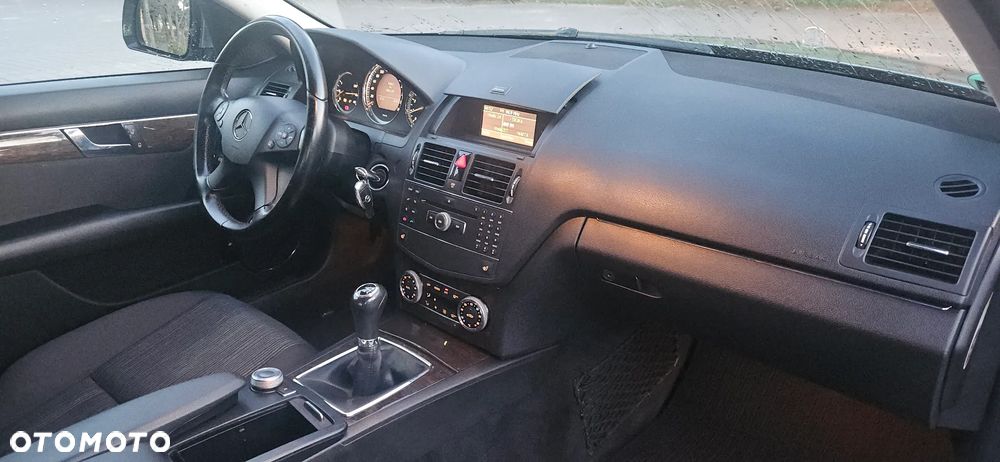 Mercedes-Benz Klasa C 200 Kompressor Elegance - 23