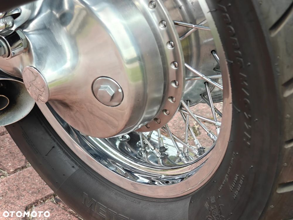 Suzuki Intruder - 20