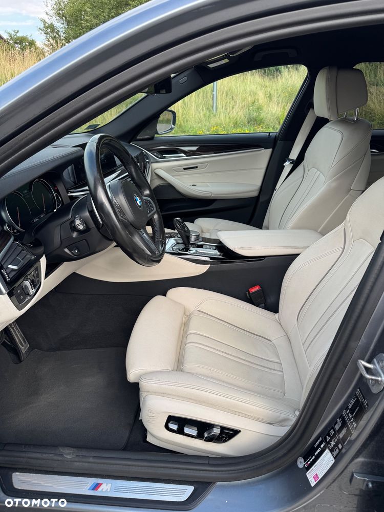 BMW Seria 5 530i xDrive M Sport sport - 10