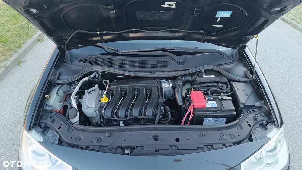 Renault Megane 1.6 Avantage - 20