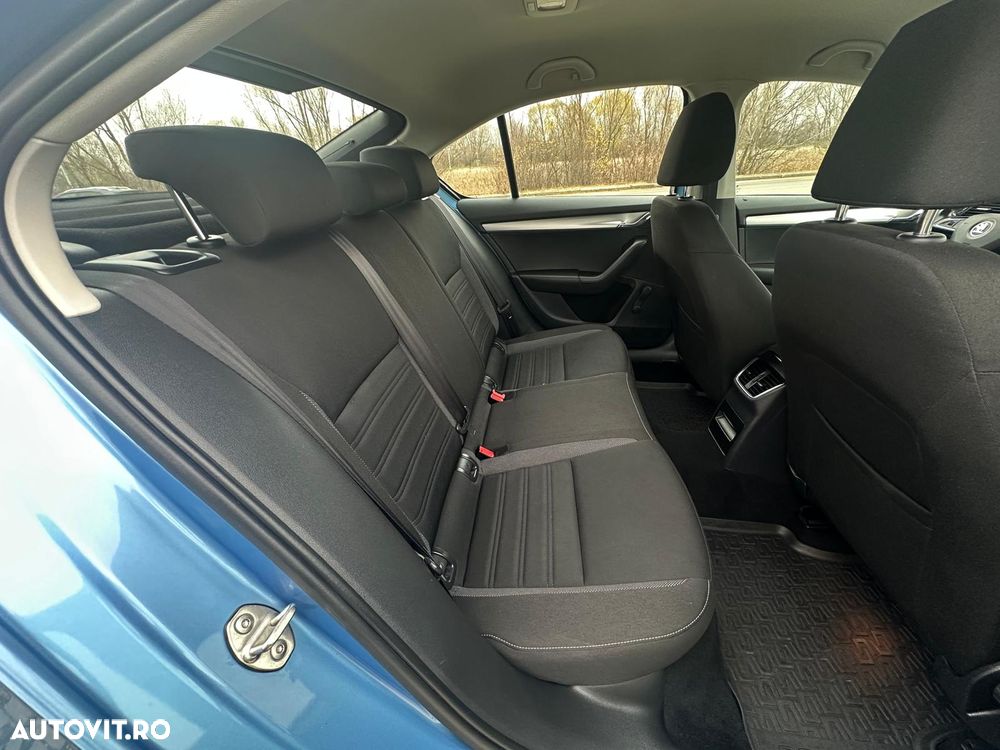 Skoda Octavia - 10