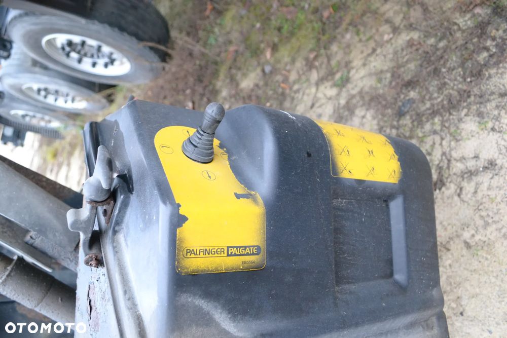 WINDA ALUMINIOWA PALFINGER 2 t wys.240 szer.251 cm ROZSTAW RAMY 76 cm - 10