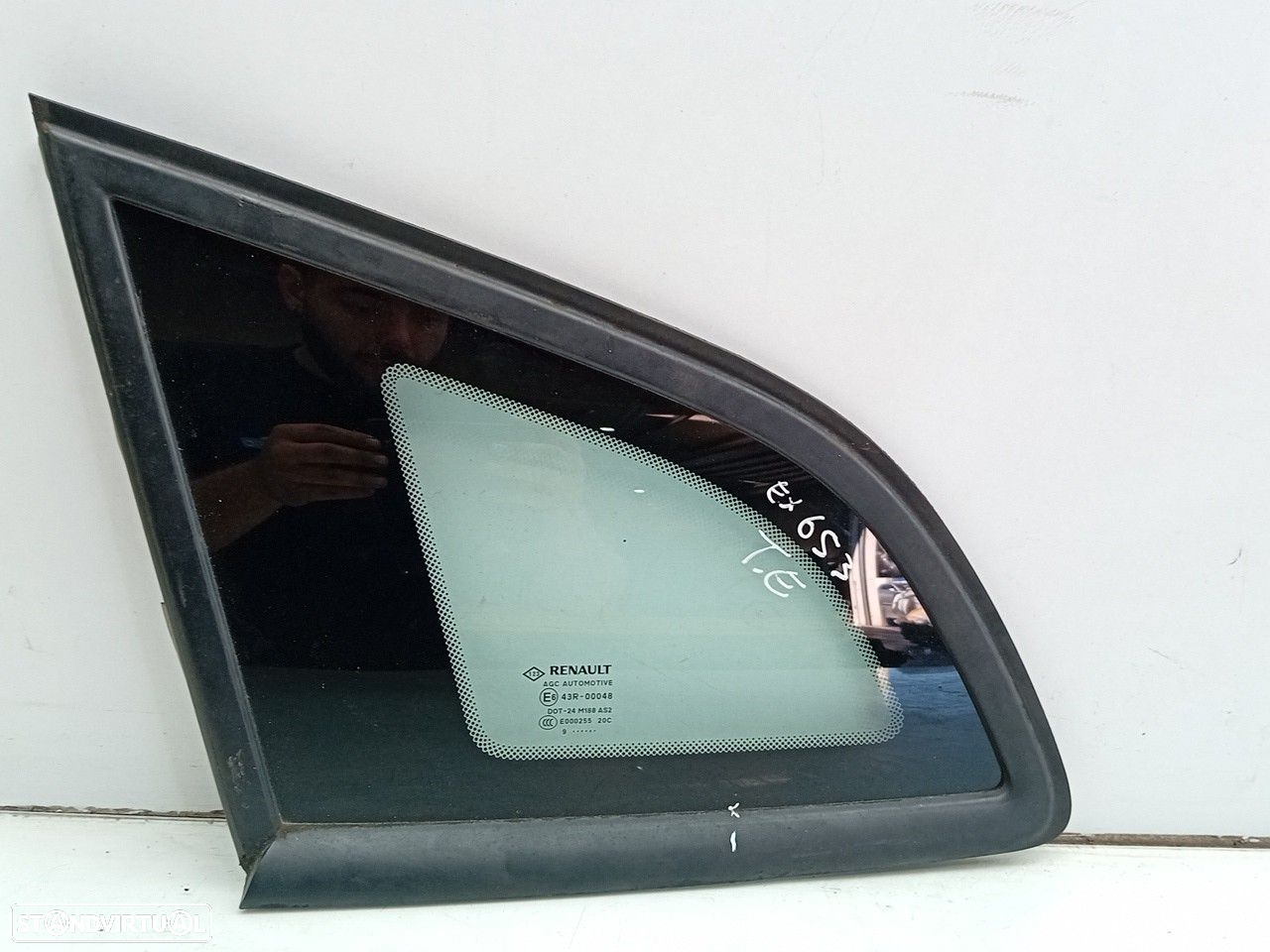 Vidro Ilharga Esquerdo Renault Megane Iii Grandtour (Kz0/1) - 2