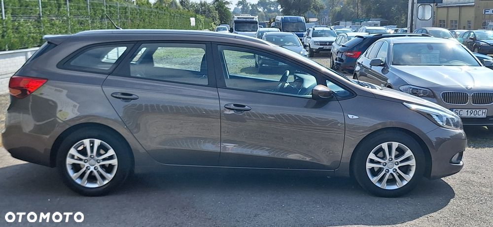 Kia Ceed Cee'd 1.6 GDI L - 4