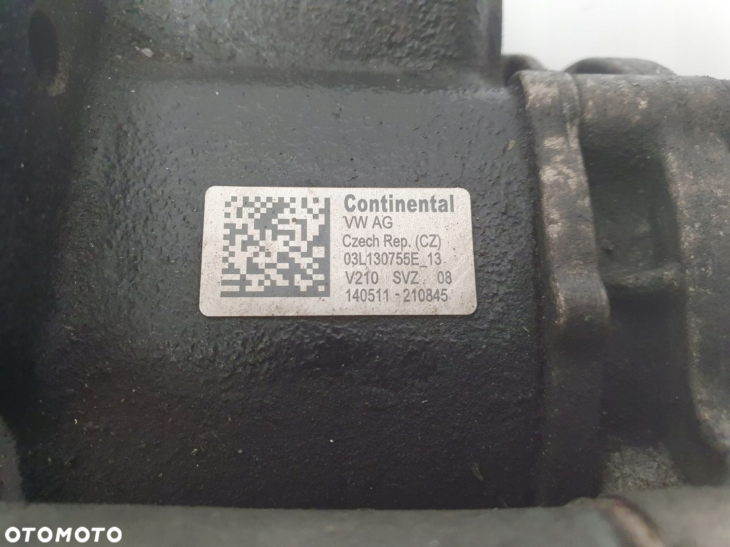VW Caddy III 1.6 TDI POMPA WTRYSKOWA paliwa 03L130755E - 2