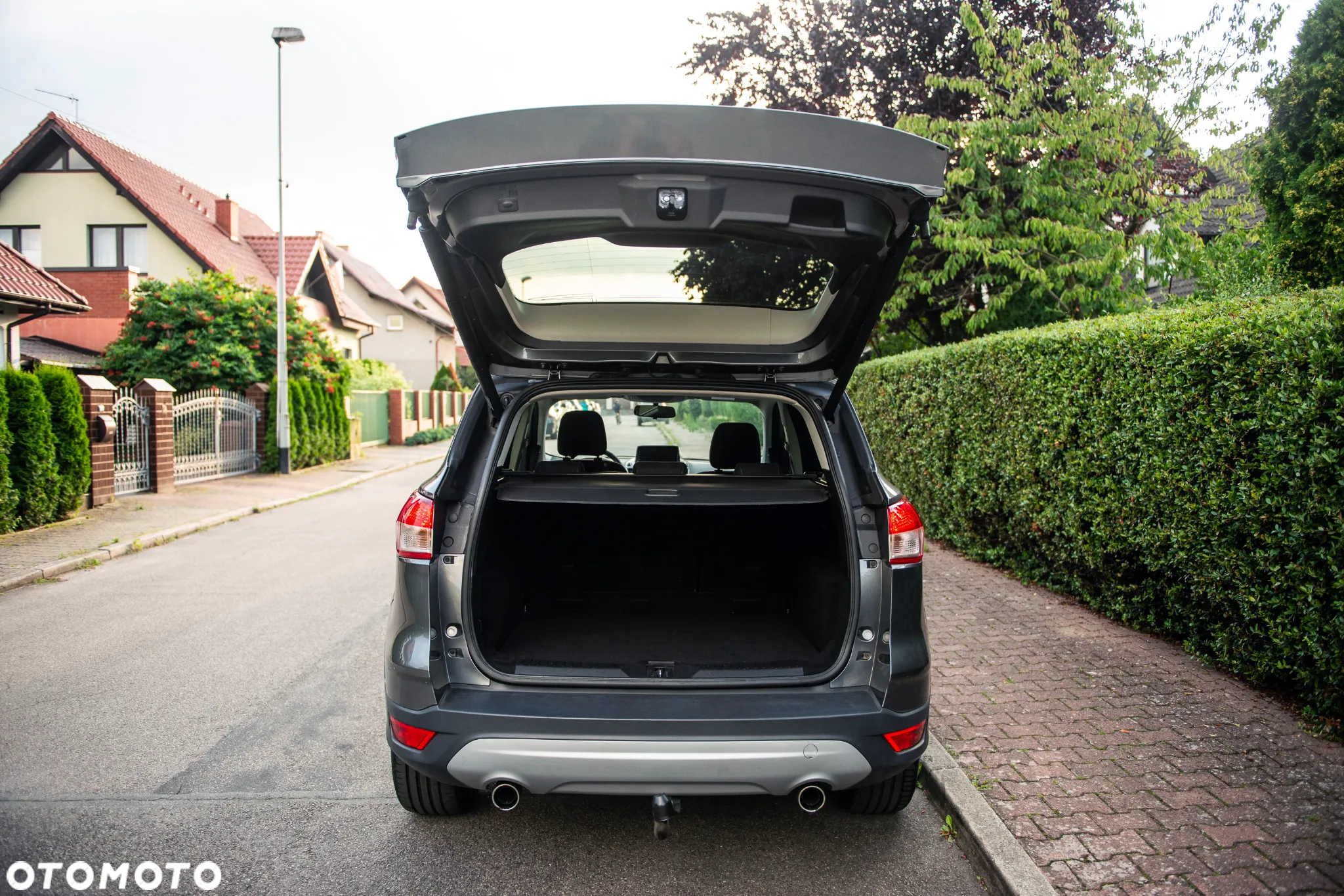 Ford Kuga 1.6 EcoBoost 2x4 Titanium - 14