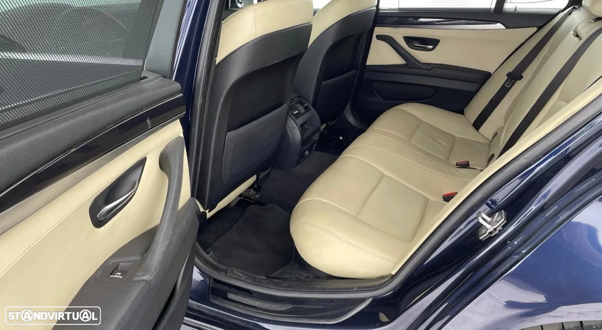 BMW 520 d Exclusive Auto 129g - 13