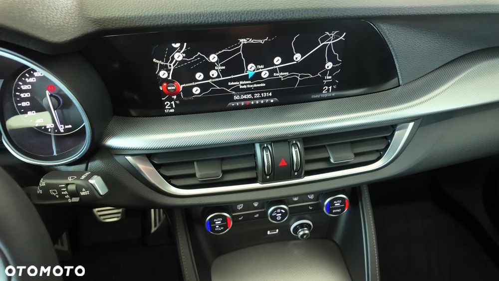 Alfa Romeo Stelvio 2.0 Turbo 16V AT8-Q4 Sprint - 23