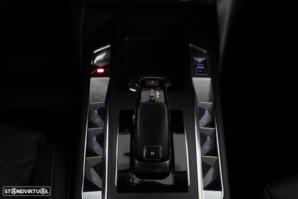 DS DS3 1.2 PureTech Rivoli EAT8 - 24