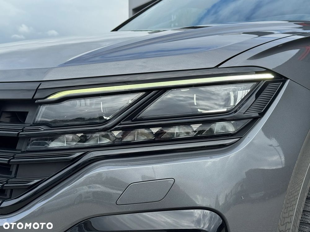 Volkswagen Touareg 4.0 V8 TDI SCR 4Motion Automatik R-Line - 15