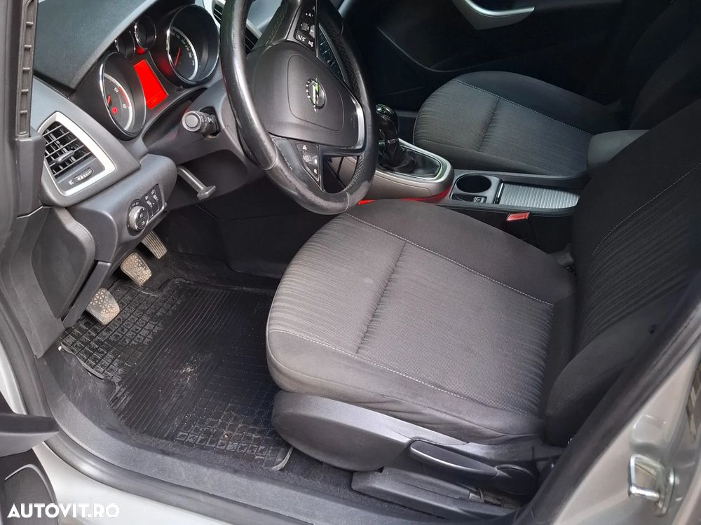 Opel Astra 1.7 CDTI - 12