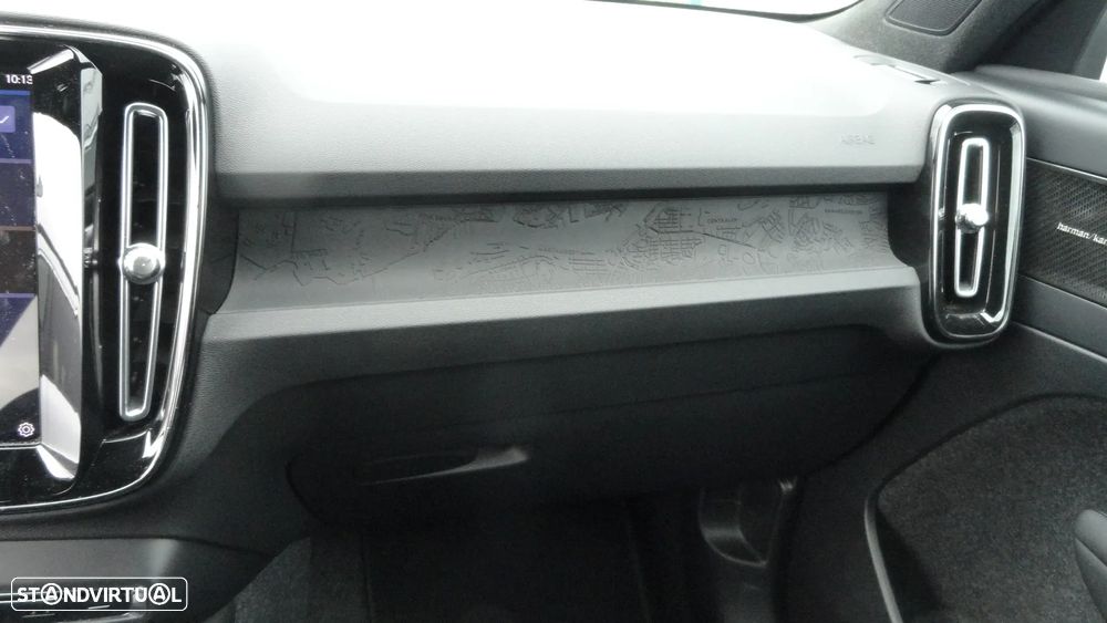 Volvo C40 Recharge Plus - 11