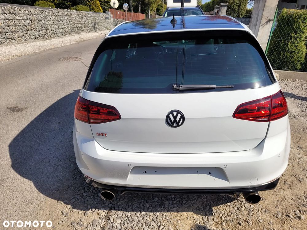 Volkswagen Golf 2.0 TSI BMT GTI - 23